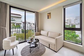 The Royal Hotel & Apartment