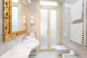 Canal View San Marco Luxury Rooms
