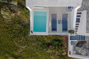 Aether Suite by Caldera Houses