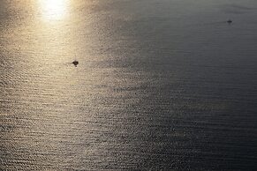 Aether Suite by Caldera Houses