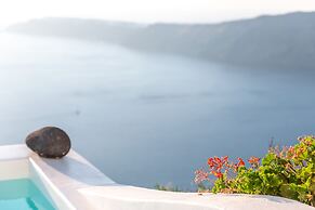 Aether Suite by Caldera Houses