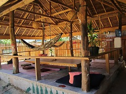 Paglaom Hostel - Adults Only