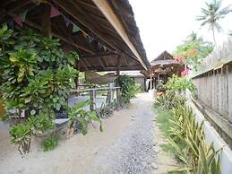 Paglaom Hostel - Adults Only