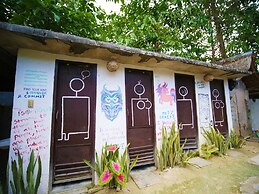 Paglaom Hostel - Adults Only