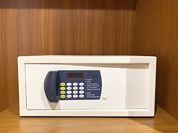 NT Place Sukhumvit Suites