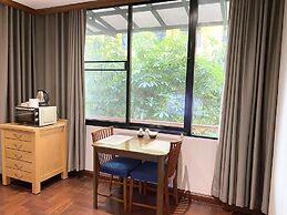 NT Place Sukhumvit Suites