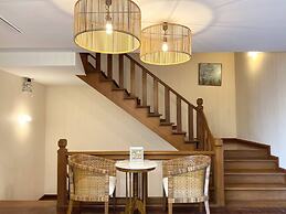 NT Place Sukhumvit Suites