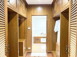 NT Place Sukhumvit Suites