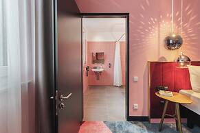 Holiday Inn, the niu - Loco Munich North by IHG