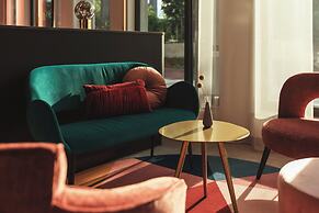 Holiday Inn, the niu - Loco Munich North by IHG
