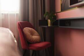 Holiday Inn, the niu - Loco Munich North by IHG