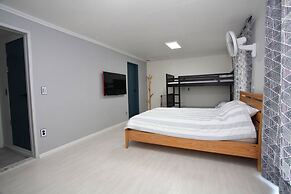 The Great Guest Guesthouse