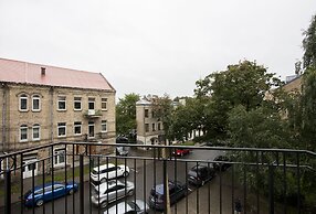 9010 Apartments