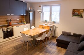 Apartments Laznica