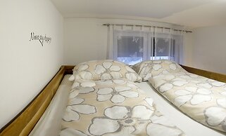 Apartments Laznica