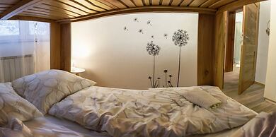 Apartments Laznica