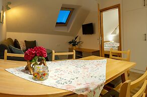 Apartments Laznica