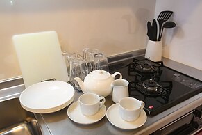 Tenjin Higashi Russo