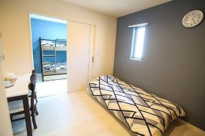 Tenjin Higashi Russo