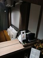 Elizabeth Queen Luxury Rooms