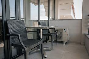 Elizabeth Queen Luxury Rooms