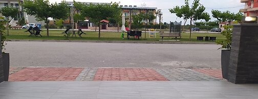 Elizabeth Queen Luxury Rooms