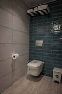 Elizabeth Queen Luxury Rooms