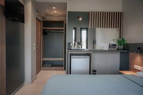 Elizabeth Queen Luxury Rooms