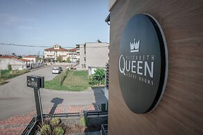 Elizabeth Queen Luxury Rooms