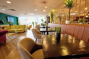 Holiday Inn - the niu, Loom Manchester North by IHG