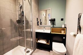 Holiday Inn - the niu, Loom Manchester North by IHG