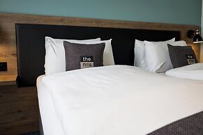 Holiday Inn - the niu, Loom Manchester North by IHG