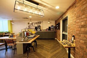 Holiday Inn - the niu, Loom Manchester North by IHG