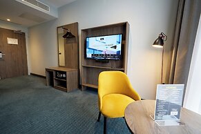 Holiday Inn - the niu, Loom Manchester North by IHG