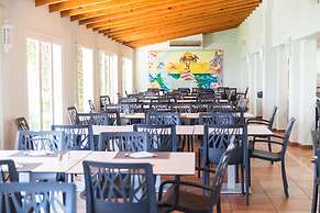 Hotel Club Es Talaial