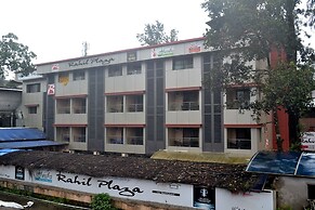 Hotel Rahil Plaza