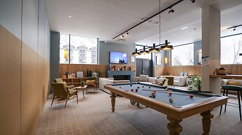 Plan B Hotel - Living Chamonix