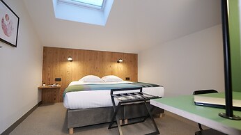 Plan B Hotel - Living Chamonix