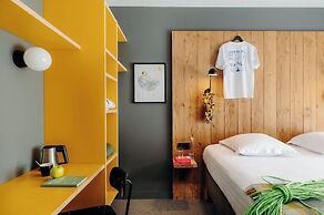 PlanB Hotel - Living Chamonix