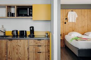 PlanB Hotel - Living Chamonix