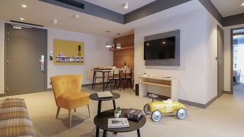 Plan B Hotel - Living Chamonix