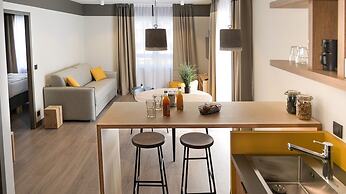 Plan B Hotel - Living Chamonix