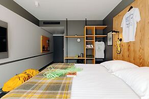PlanB Hotel - Living Chamonix