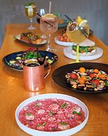 Plan B Hotel - Living Chamonix