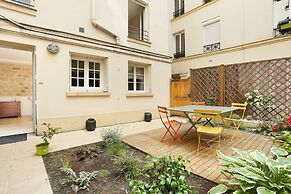 Sublime appartement Champs Elysees ( Chaillot)