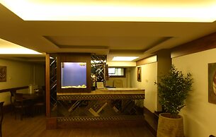 Zeybek Hotel