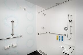 Tru by Hilton Minneapolis Mall of America