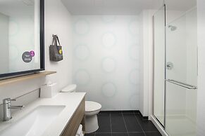 Tru by Hilton Minneapolis Mall of America