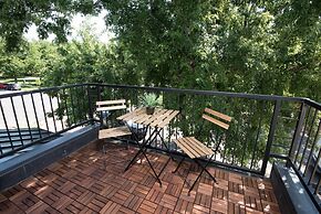 The Luxurious Lipan Launchpad Zen Paradise