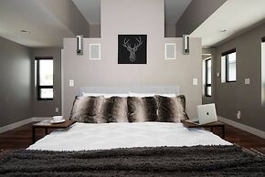 The Luxurious Lipan Launchpad Zen Paradise